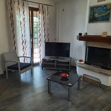 Casa Di Luca Ii Marco Simone